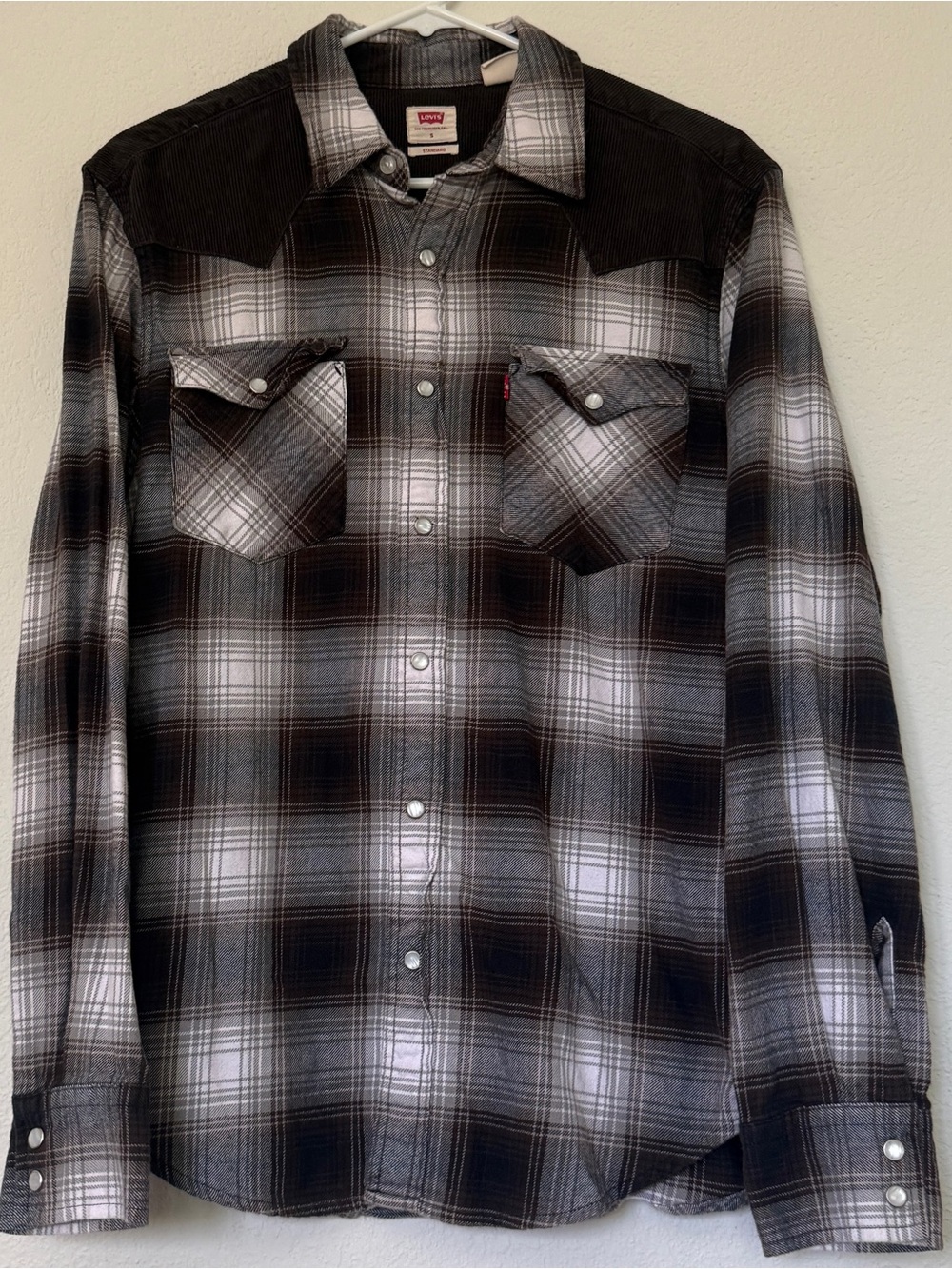 Levi’s Standard Fit Western Corduroy Button Flannel Shirt Men’s Small - Plaid